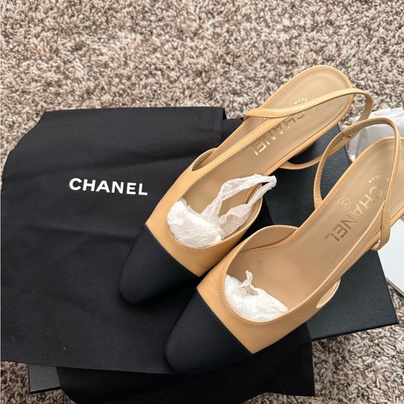 *SOLD** Chanel Slingback pumps - Picture 6 of 8